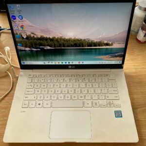LG Gram 14 Core i5 8250u RAM: 8GB